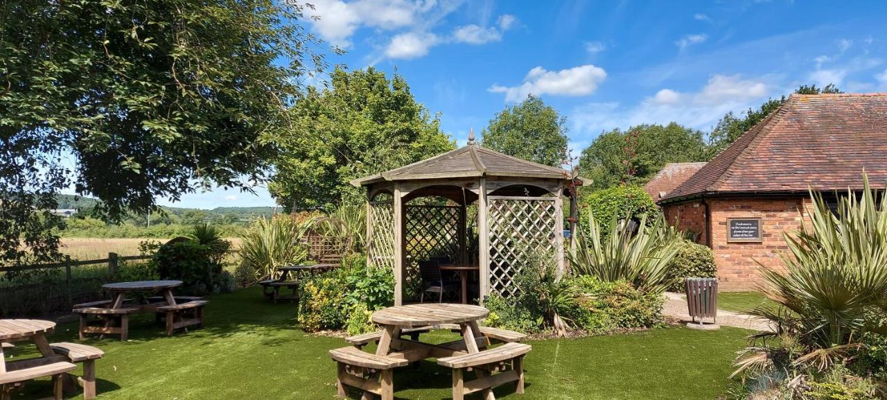 Meadow Farm Redditch By Marstons Inns Dış mekan fotoğraf